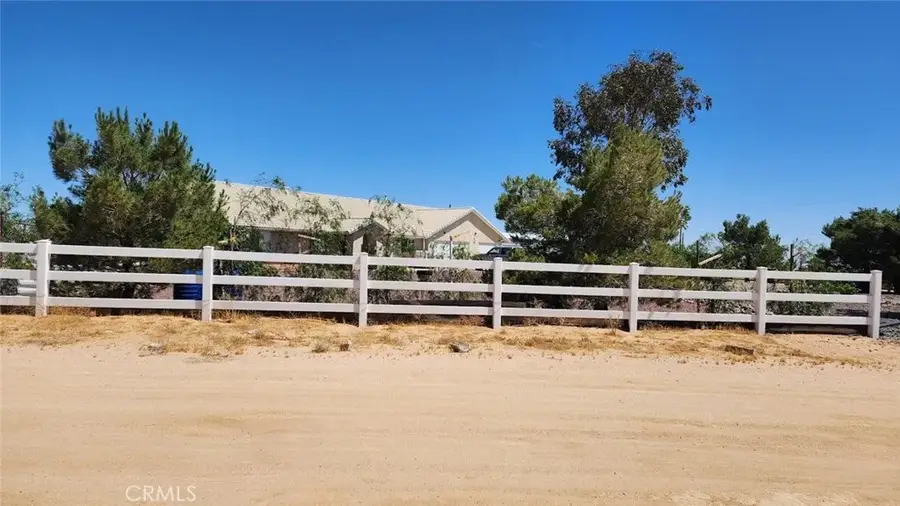 7250 Cayucos, Phelan, CA 92371 - #2