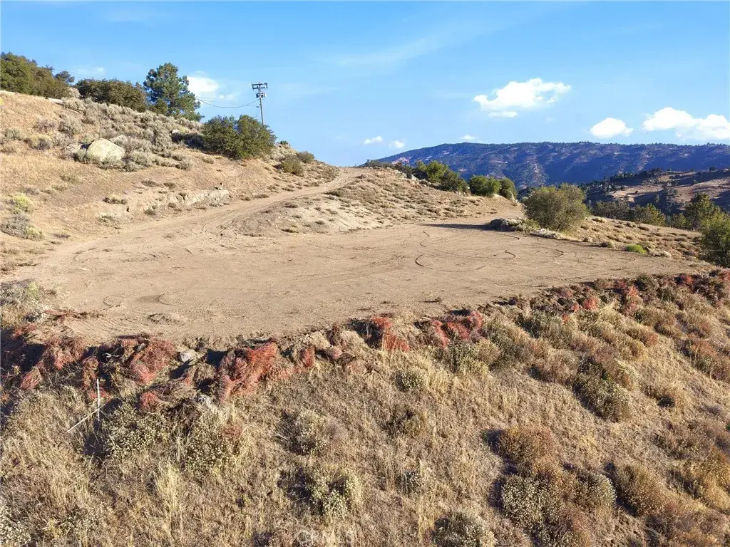 26400 Skyline, Tehachapi, CA 93561 - #1