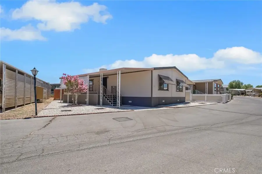 13393 Mariposa, Victorville, CA 92395 - #2