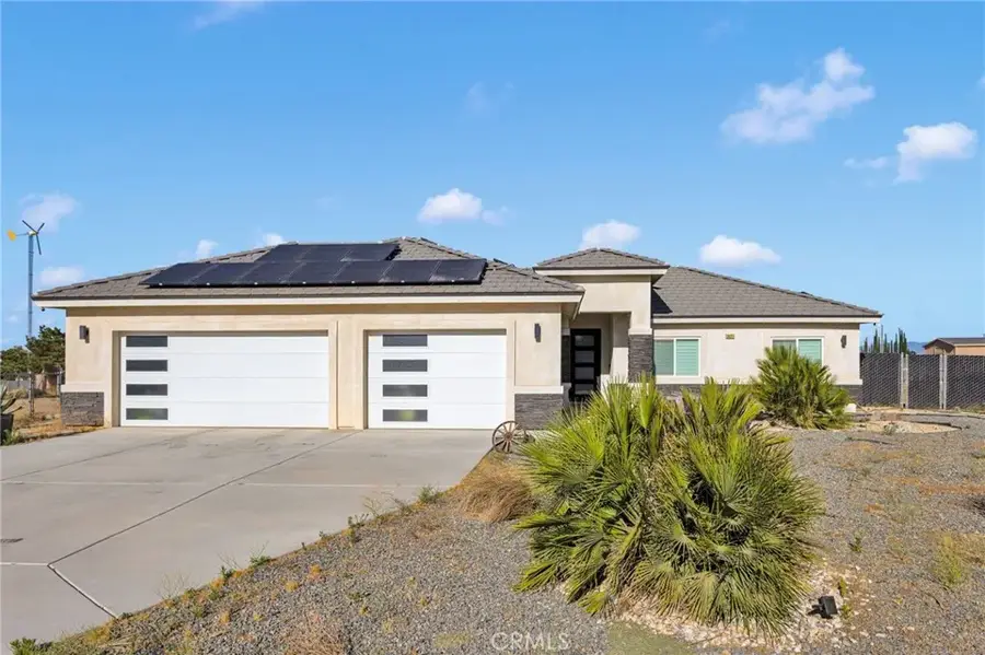 9831 Buttemere, Phelan, CA 92371 - #2