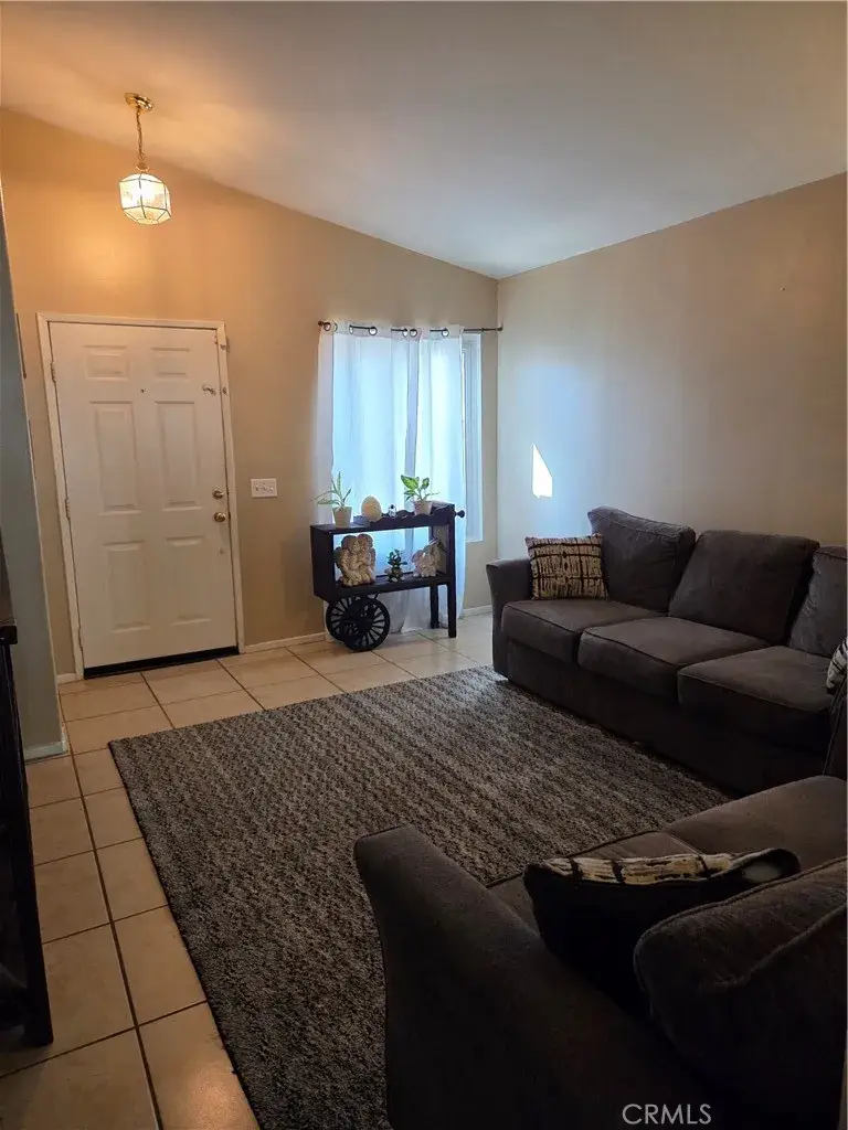 15053 Brown, Victorville, CA 92394 - #3