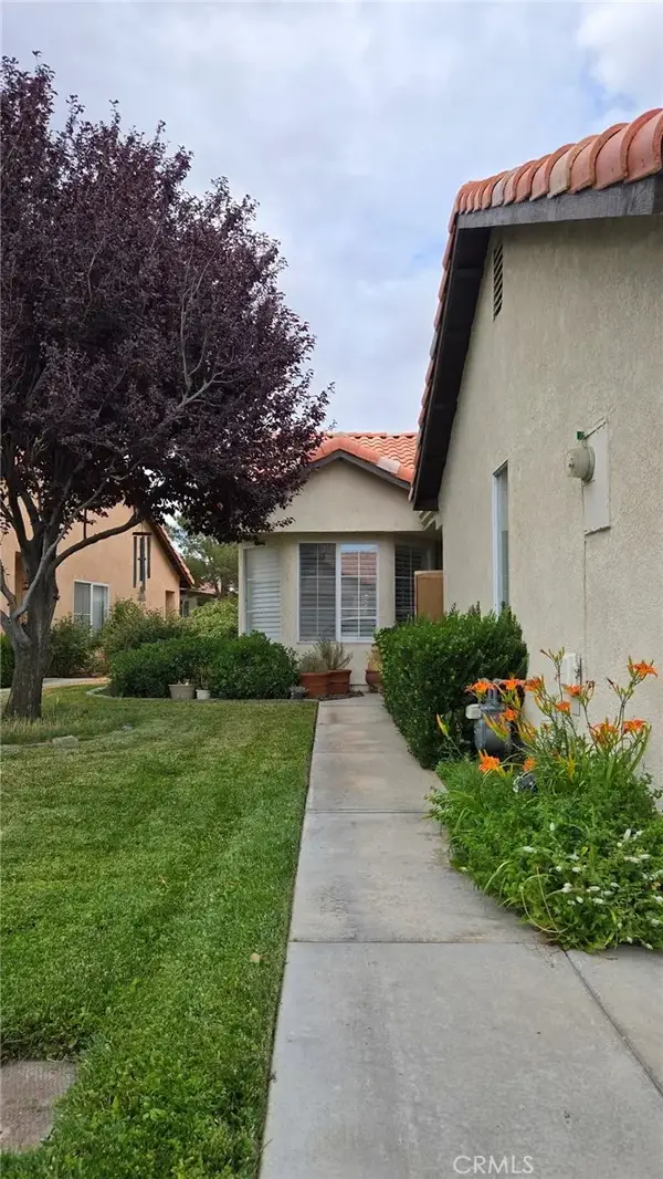 11545 Oak, Apple Valley, CA 92308