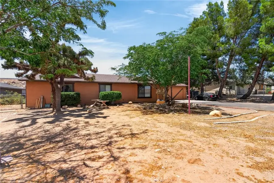 18725 Vine, Hesperia, CA 92345 - #3