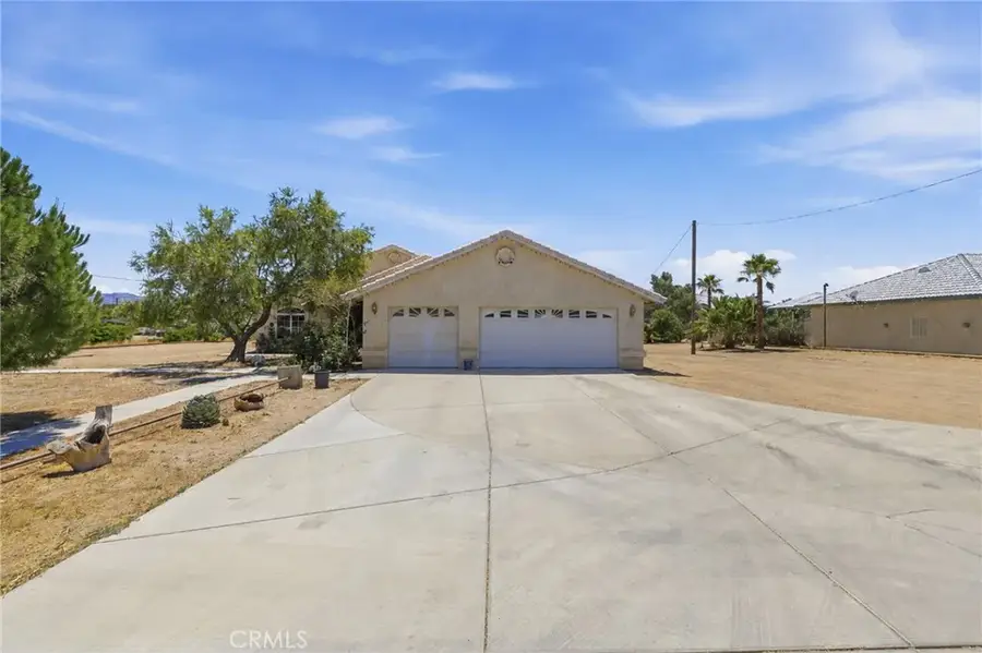 16089 Cactus Street, Hesperia, CA 92345 - #2