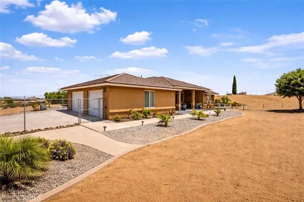 6797 Blue Rose, Oak Hills, CA 92344