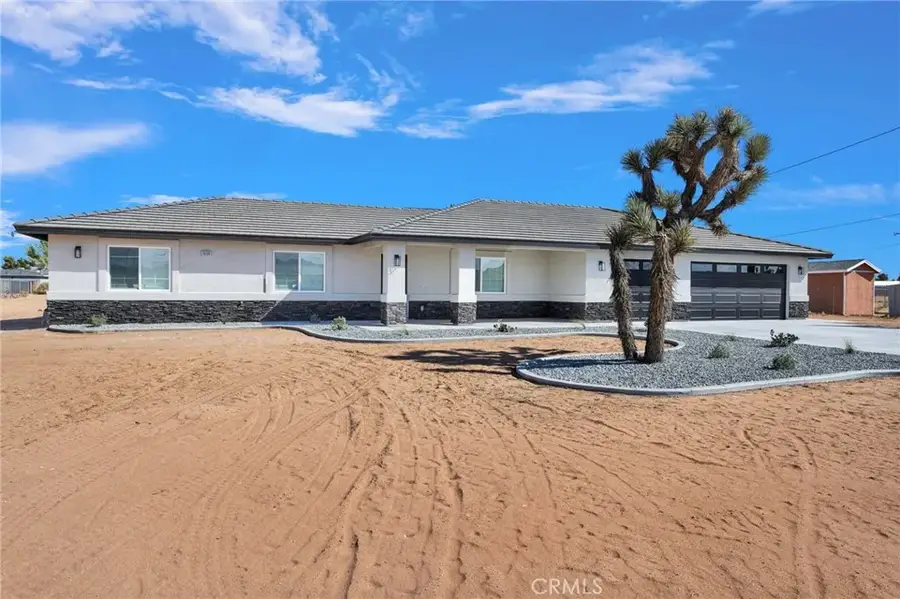 15130 Dakota Road, Apple Valley, CA 92307 - #3