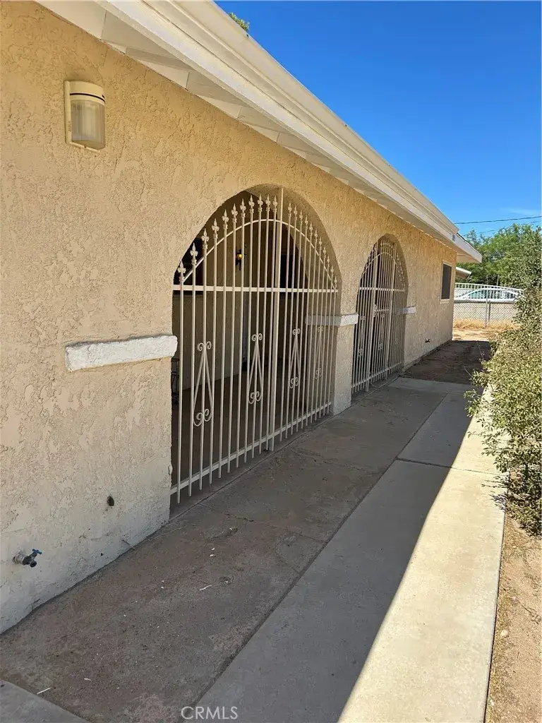 17035 Deodar, Hesperia, CA 92345 - #2