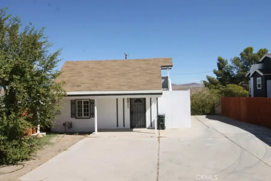 921 Flora, Barstow, CA 92311 - #3