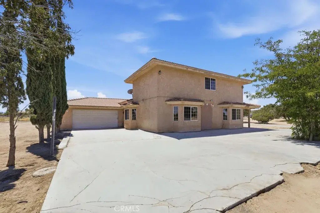 8173 Bandicoot Trail, Hesperia, CA 92344 - #1