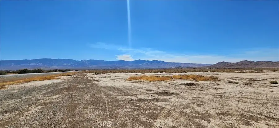 801 Bartow Rd., Lucerne Valley, CA 92356 - #2