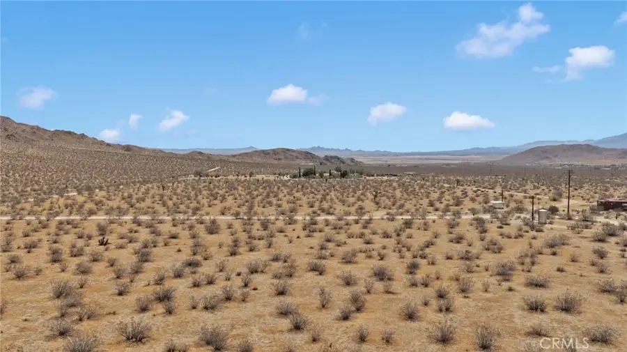 14 Center, Lucerne Valley, CA 92356 - #3