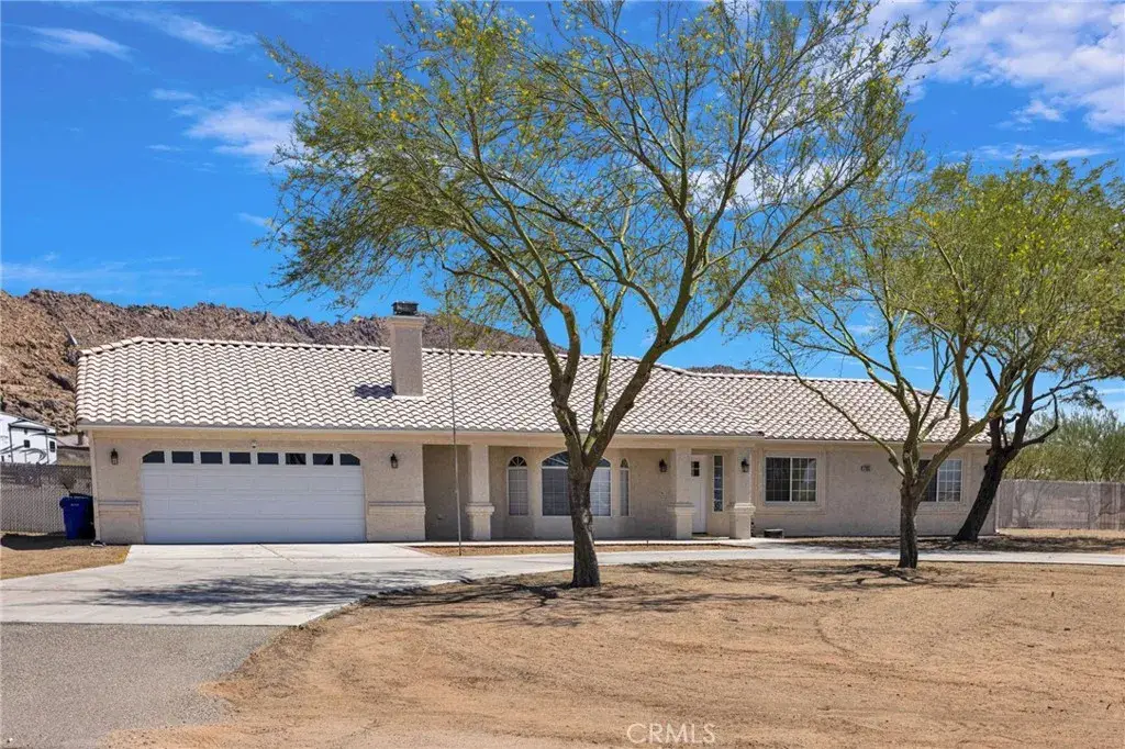 17025 Candlewood Road, Apple Valley, CA 92307 - #1