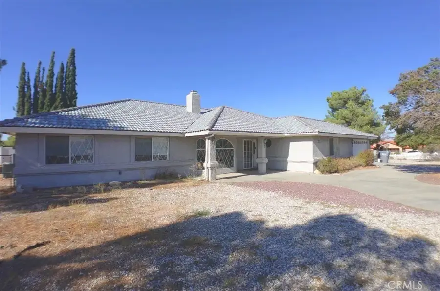 18296 Fairburn, Hesperia, CA 92345 - #2