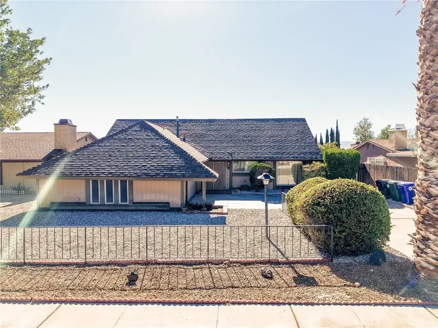 15560 Elmwood Drive, Victorville, CA 92395 - #2