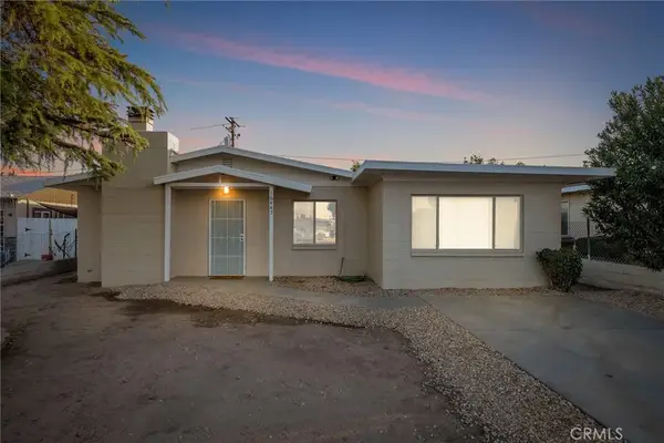 16445 Live Oak, Hesperia, CA 92345