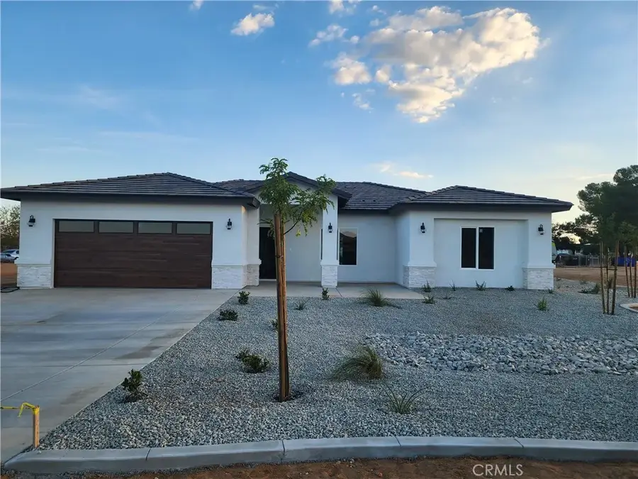 20530 Otoe Road, Apple Valley, CA 92307 - #2
