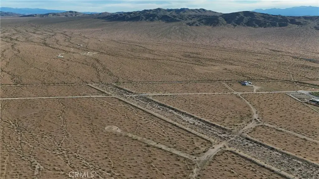 715 Corral, Helendale, CA 92342 - #1