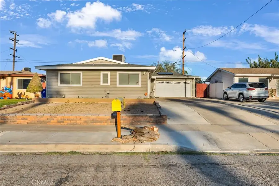 661 Stevens, Barstow, CA 92311 - #2