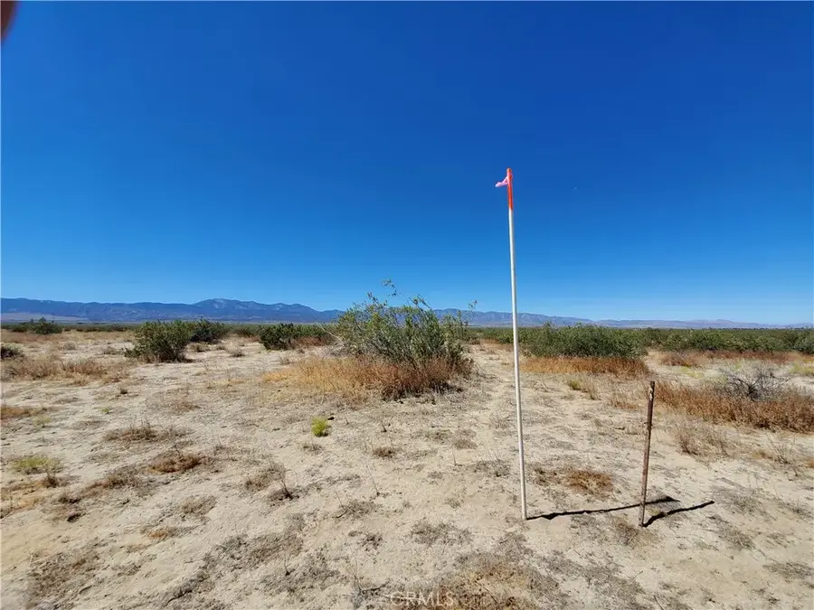 4 200th East, Llano, CA 93544 - #2