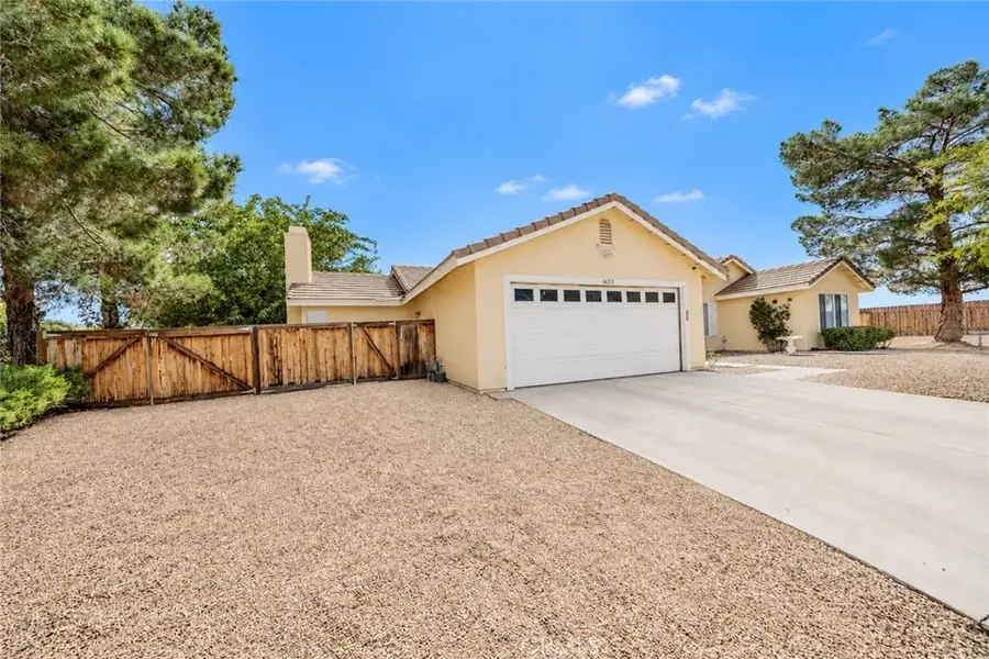 16213 Lake Shore, Apple Valley, CA 92307 - #2