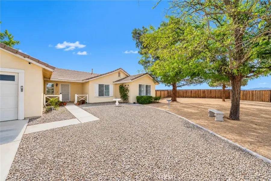 16213 Lake Shore, Apple Valley, CA 92307 - #3