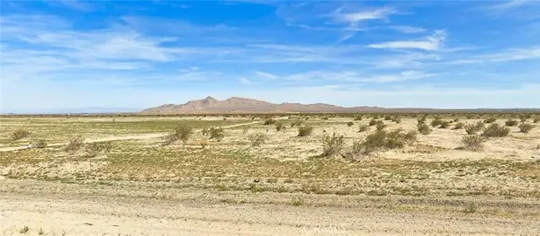 197 Avenue N 11, Palmdale, CA 93591