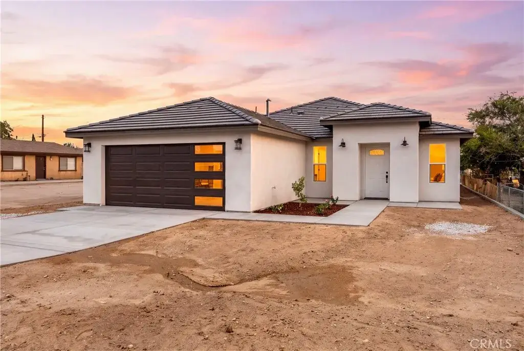 16512 Chestnut St, Hesperia, CA 92345 - #1