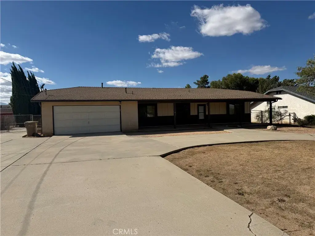 6830 Summit Valley Road, Hesperia, CA 92345 - #1