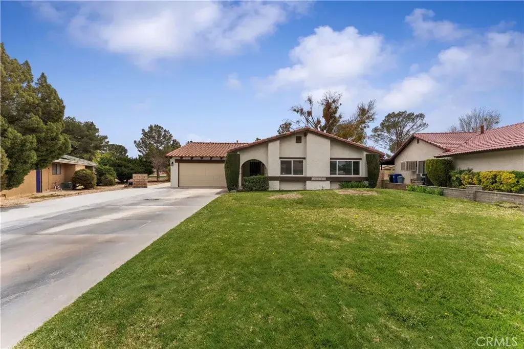 15171 Blue Grass Drive, Helendale, CA 92342 - Image #1