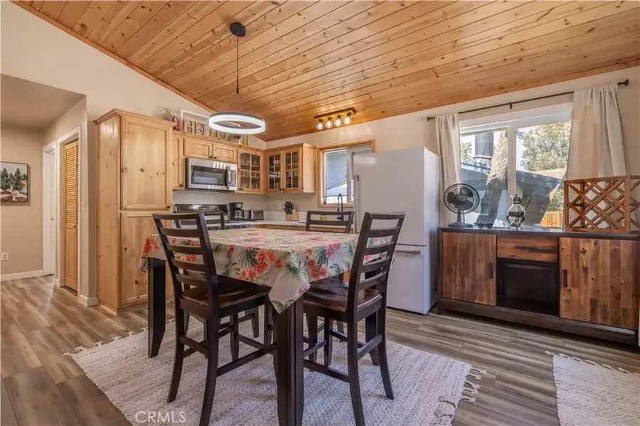 196 Sunset Lane, Sugarloaf, CA 92386 - Image #3