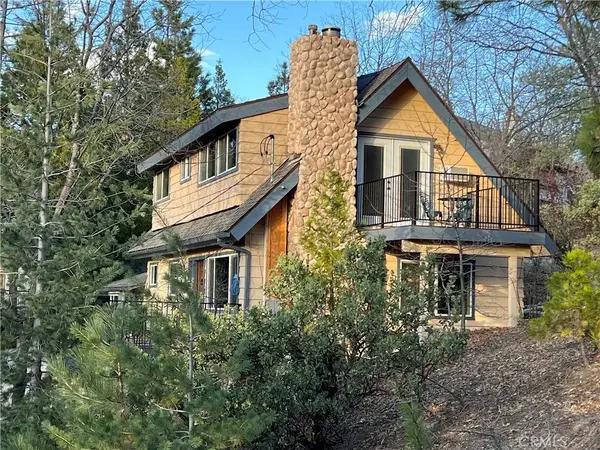 28916 North Shore Road, Lake Arrowhead, CA 92352