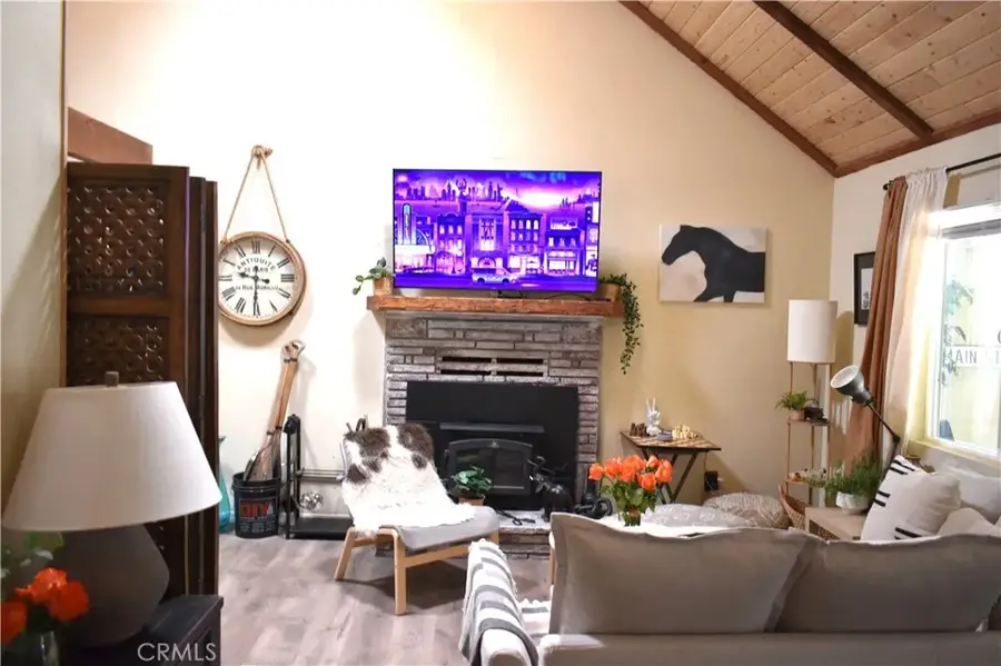 437 Chickadee Drive, Big Bear Lake, CA 92315 - Image #2