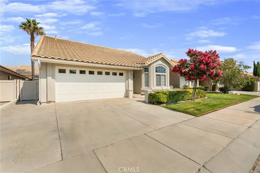 1173 Fairway Oaks Avenue, Banning, CA 92220 - Image #2