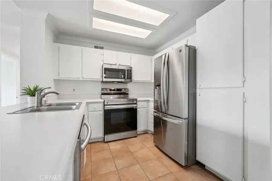 1995 Las Colinas Circle #307, Corona, CA 92879 - Image #3