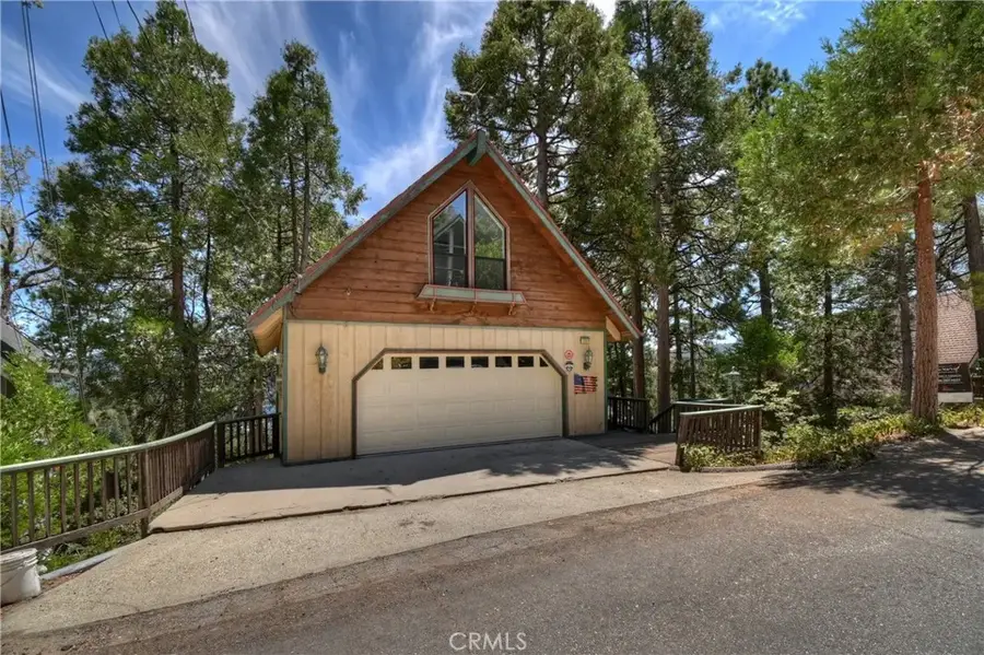 701 Zurich Drive, Lake Arrowhead, CA 92352 - Image #2