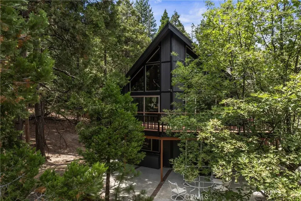 260 El Dorado Drive, Lake Arrowhead, CA 92352 - Image #1