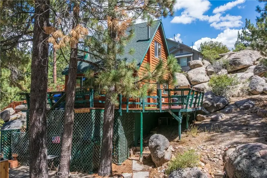 833 Brier Trail, Big Bear Lake, CA 92315 - Image #2
