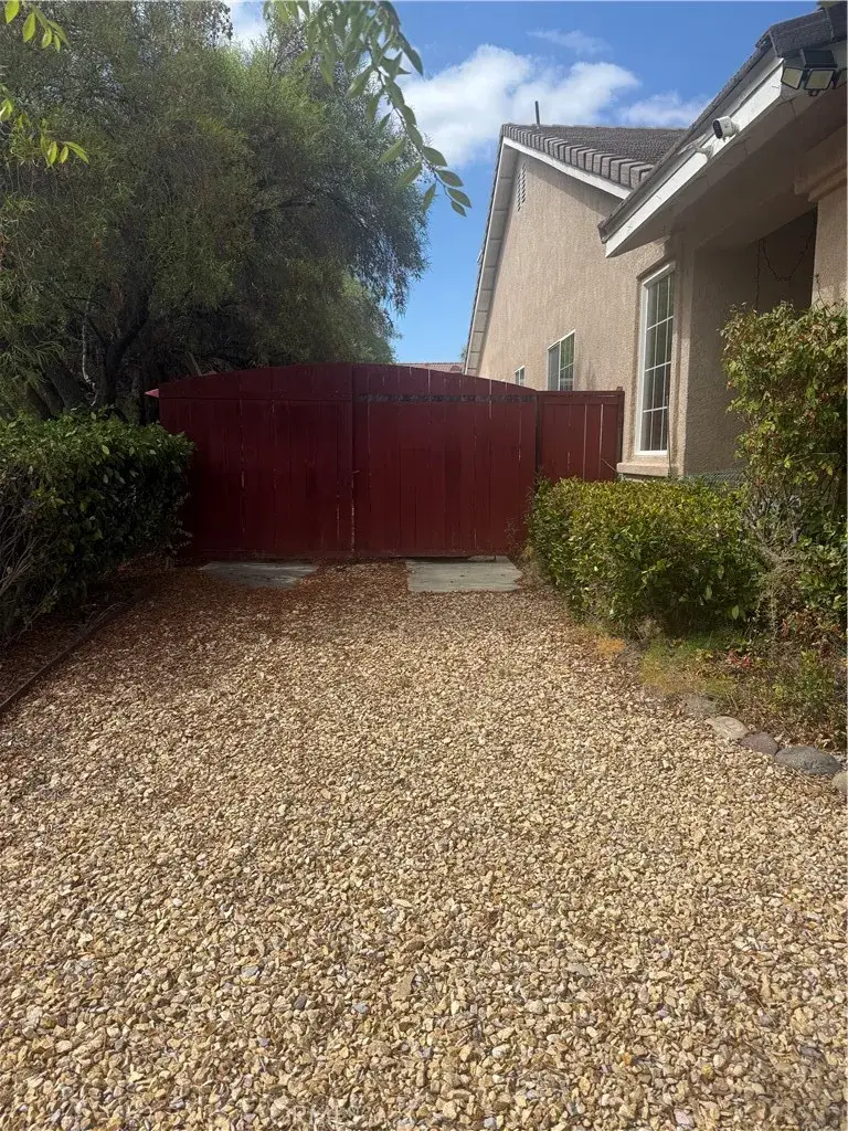 42307 Wild Mustang Road, Murrieta, CA 92562 - Image #3
