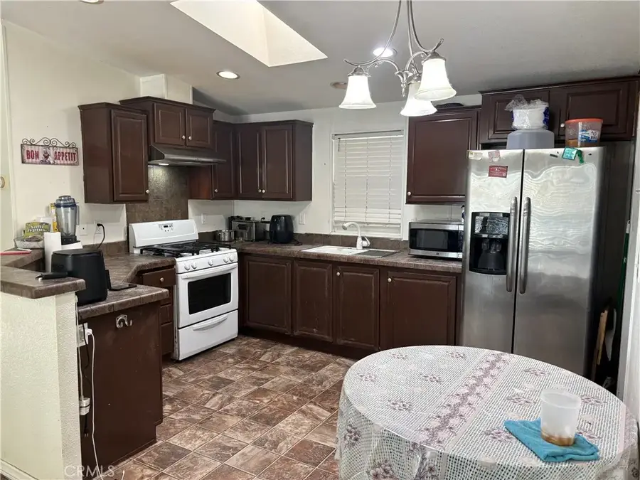 1826 W 19th #18, San Bernardino, CA 92411 - #2