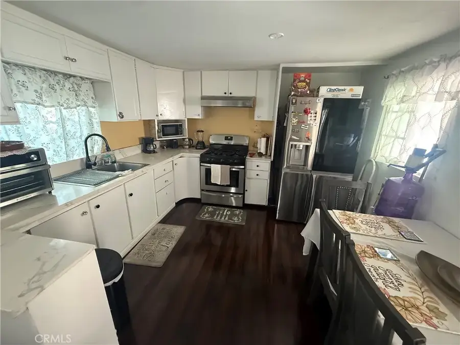 4015 Mountain Dr #24, San Bernardino, CA 92407 - #3