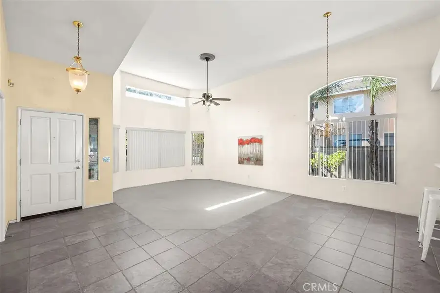 1561 E Chase Drive, Corona, CA 92881 - Image #3