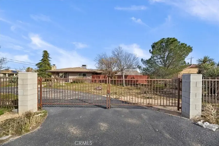 13285 Mesquite, Apple Valley, CA 92308 - Image #2