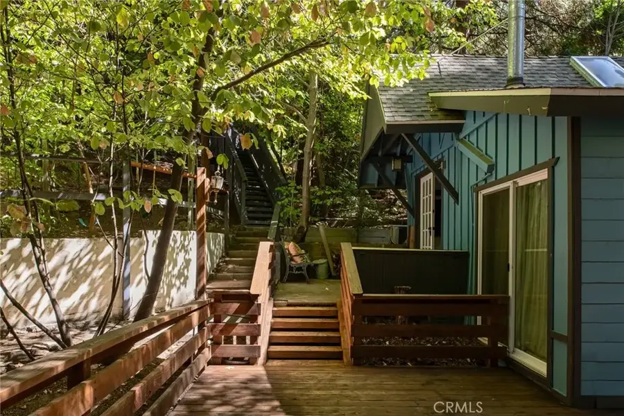 782 Lake Drive, Lake Arrowhead, CA 92352 - Image #2