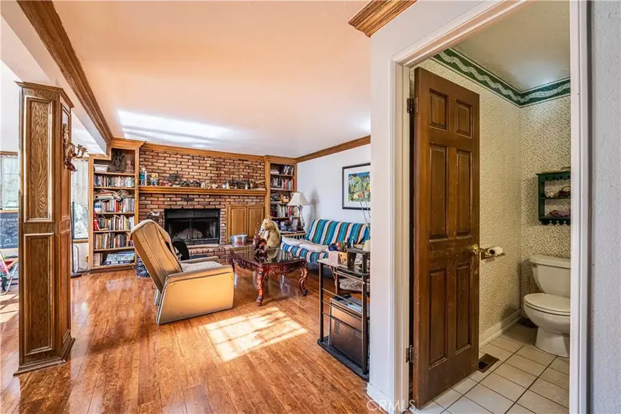 26333 Walnut Hills Dr, Lake Arrowhead, CA 92352 - Image #3