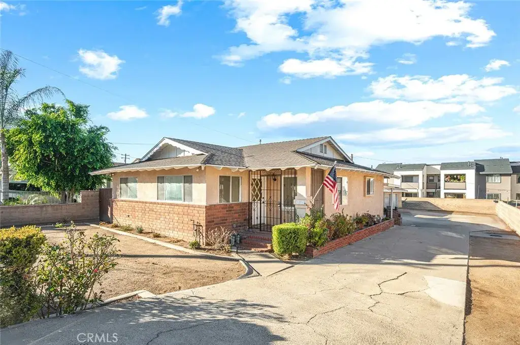 1221 W 10th Street, Corona, CA 92882 - Image #1