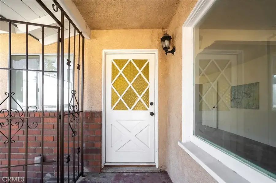 1221 W 10th Street, Corona, CA 92882 - Image #2