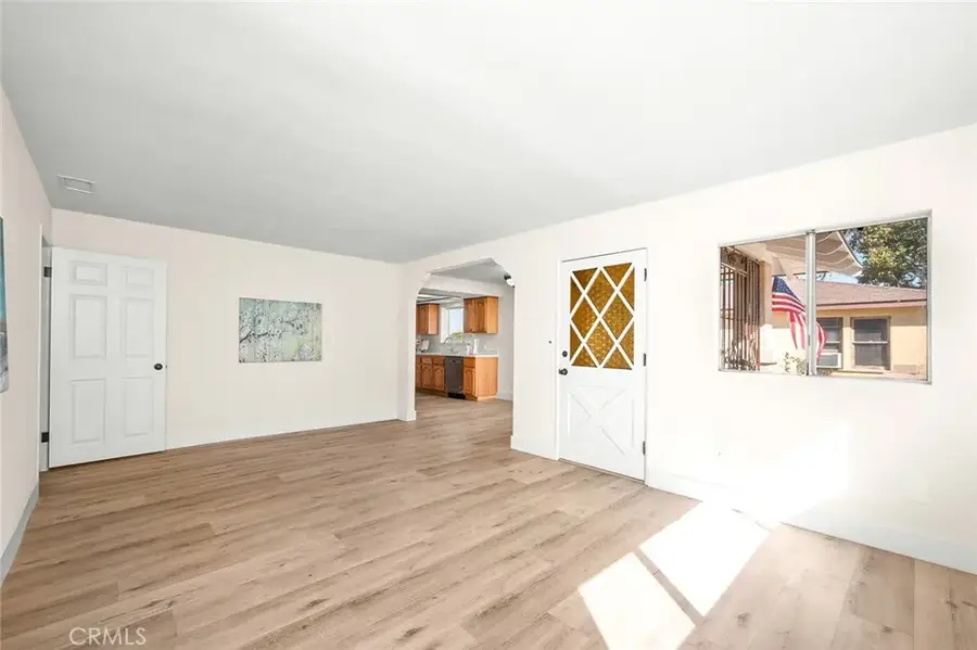 1221 W 10th Street, Corona, CA 92882 - Image #3