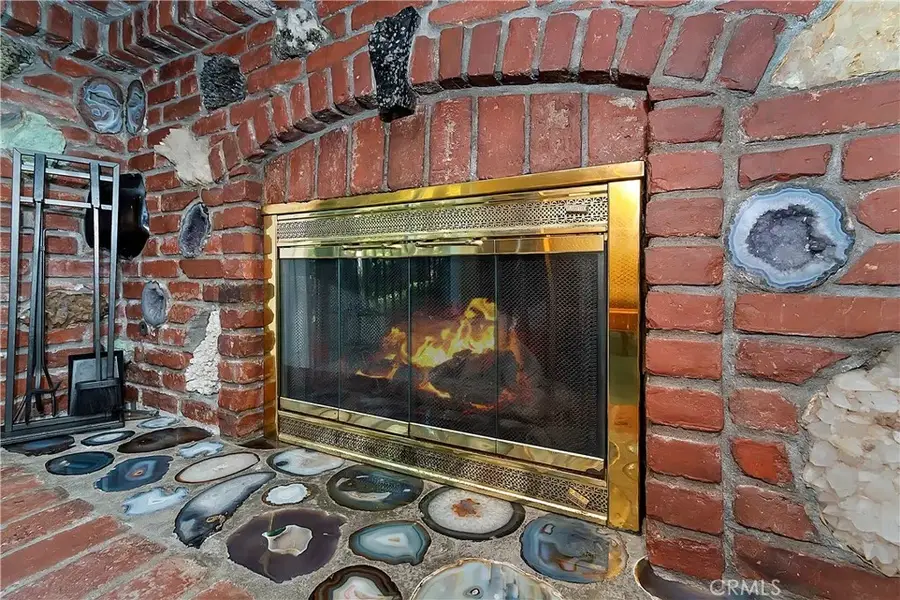 23059 Balsam, Crestline, CA 92325 - Image #2