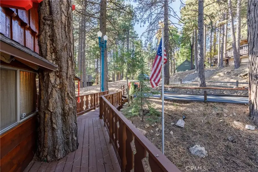 31321 Circle View, Running Springs, CA 92382 - Image #2