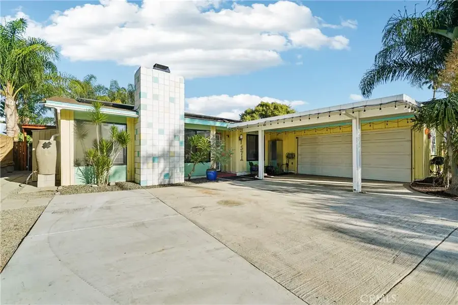 571 Oriole, Corona, CA 92879 - Image #2